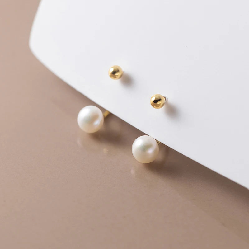 Serene Twist Pearl Earrings